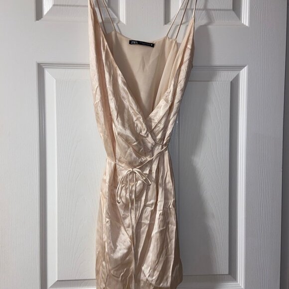 Zara Satin Wrap Dress XS - Picture 3 of 3